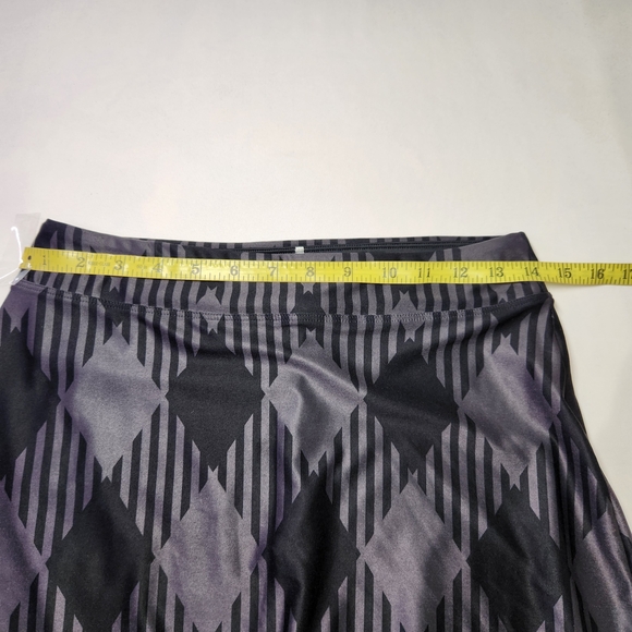 ⭐️Nike Golf Dri-FIT Skirt – Women’s Small – Black/Grey Performance Golf Skirt ⛳ - Picture 7 of 8